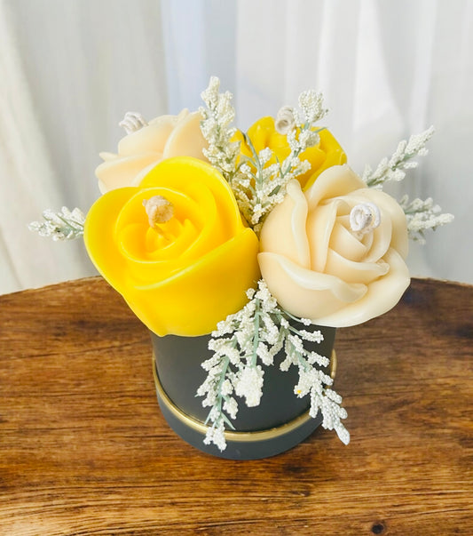 Goldfinch Bouquet Dejavú